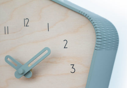 Cuckoo Clock - Unique Modern Design - Table / Wall clock